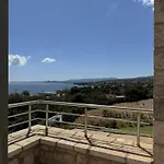 Дом отдыха Stone Bay 1 Петалидион
