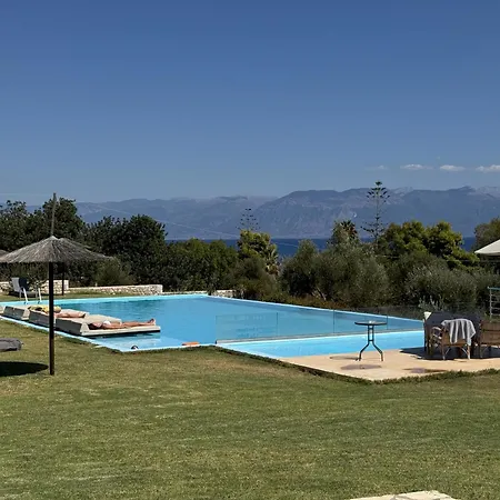 Stone Bay 1 Holiday home *