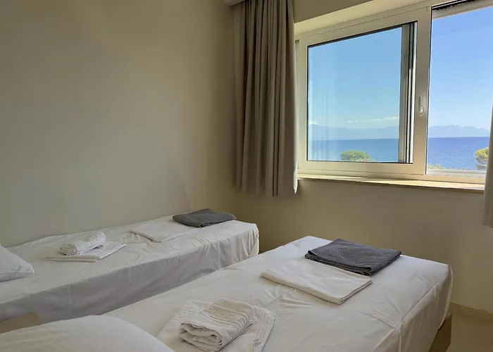 Holiday home Stone Bay 1 Petalidi